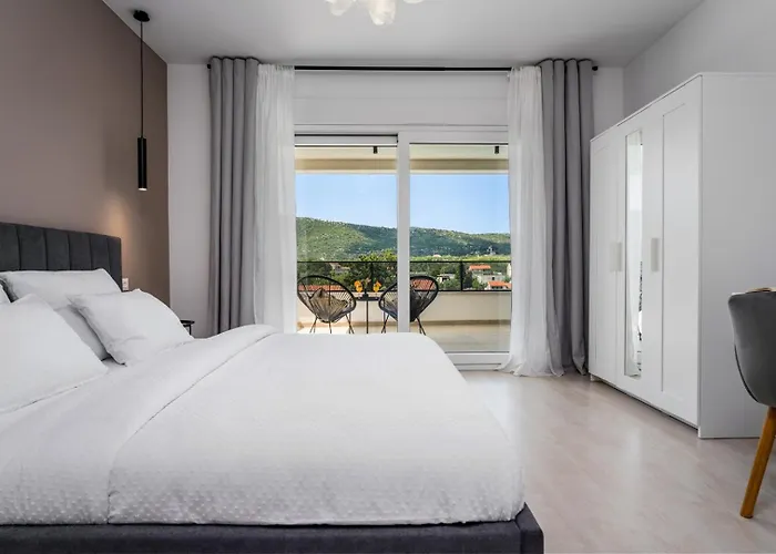 Vila Mirage