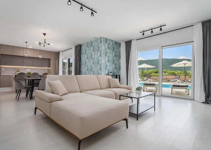 Vila Mirage *