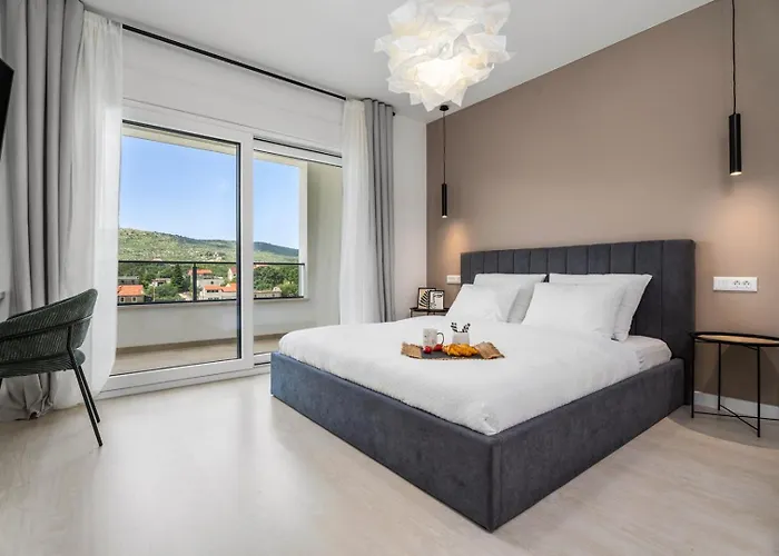 Vila Mirage *