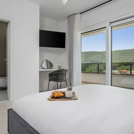 Mirage Villa