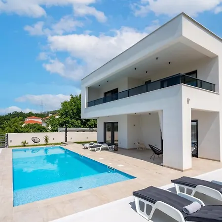 Villa Mirage