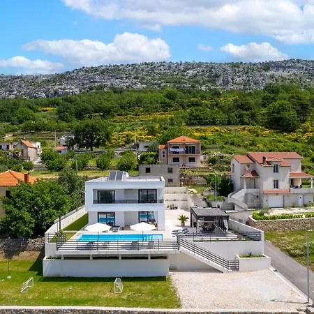 Mirage Villa